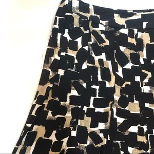 White House Black Market Silk Skirt sz 0
